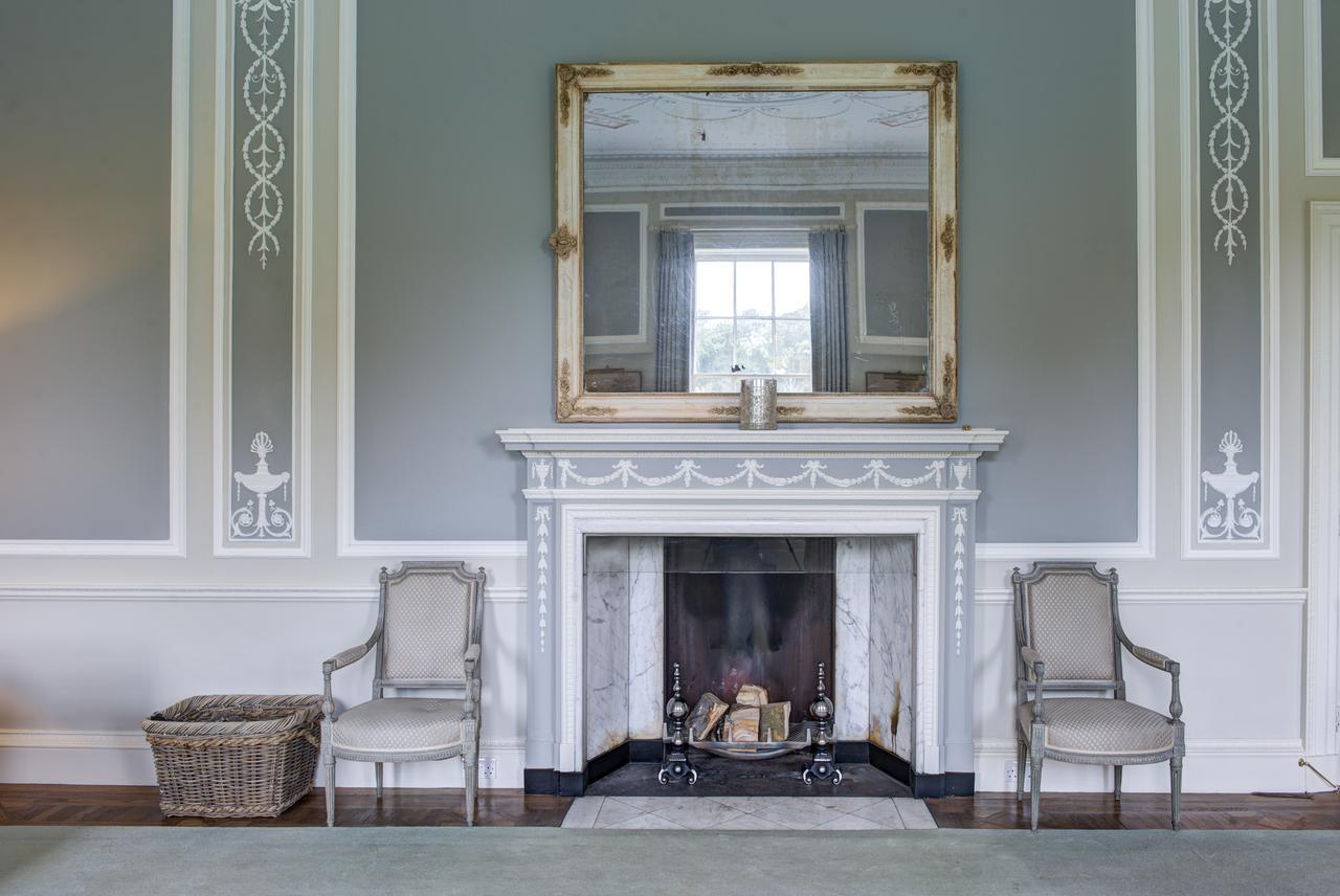 Saltmarshe Hall 外观 照片