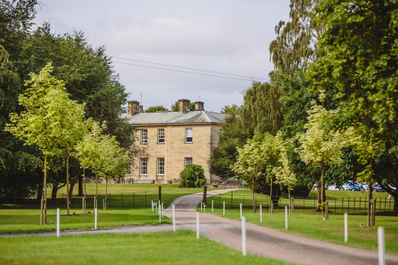 Saltmarshe Hall 外观 照片
